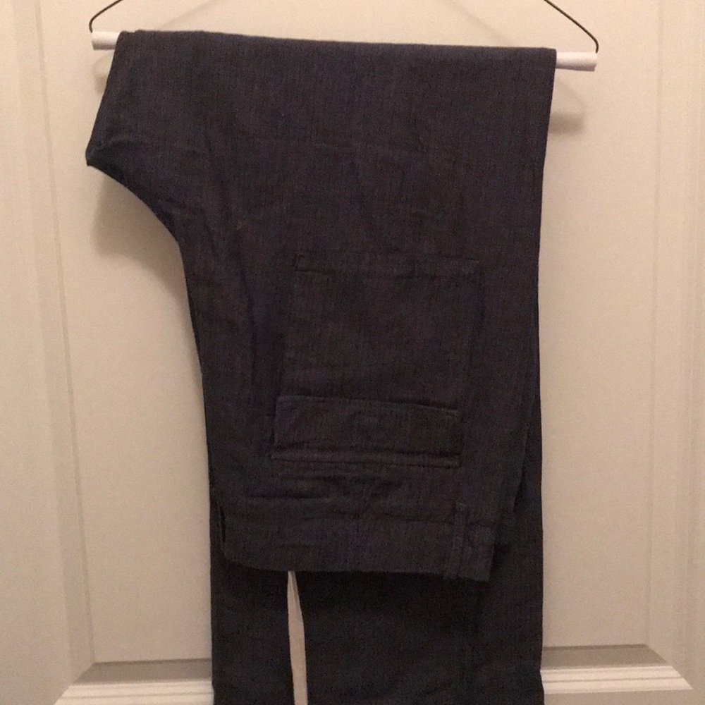 Banana Republic Men’s Linen Pants